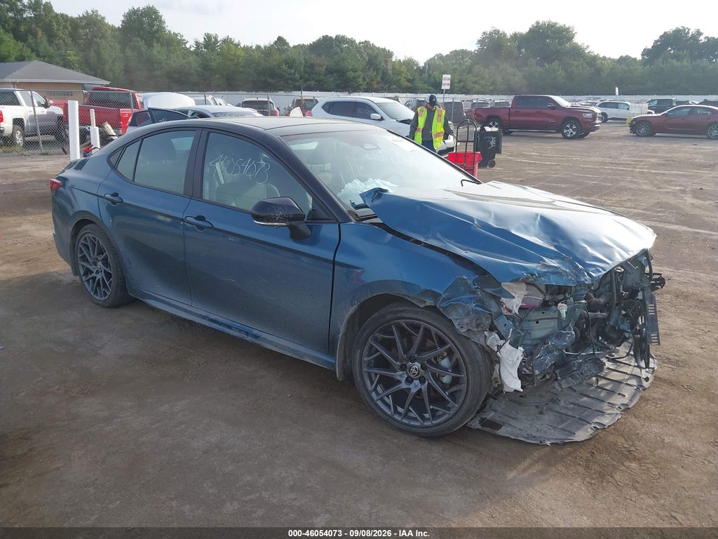 TOYOTA CAMRY 2025