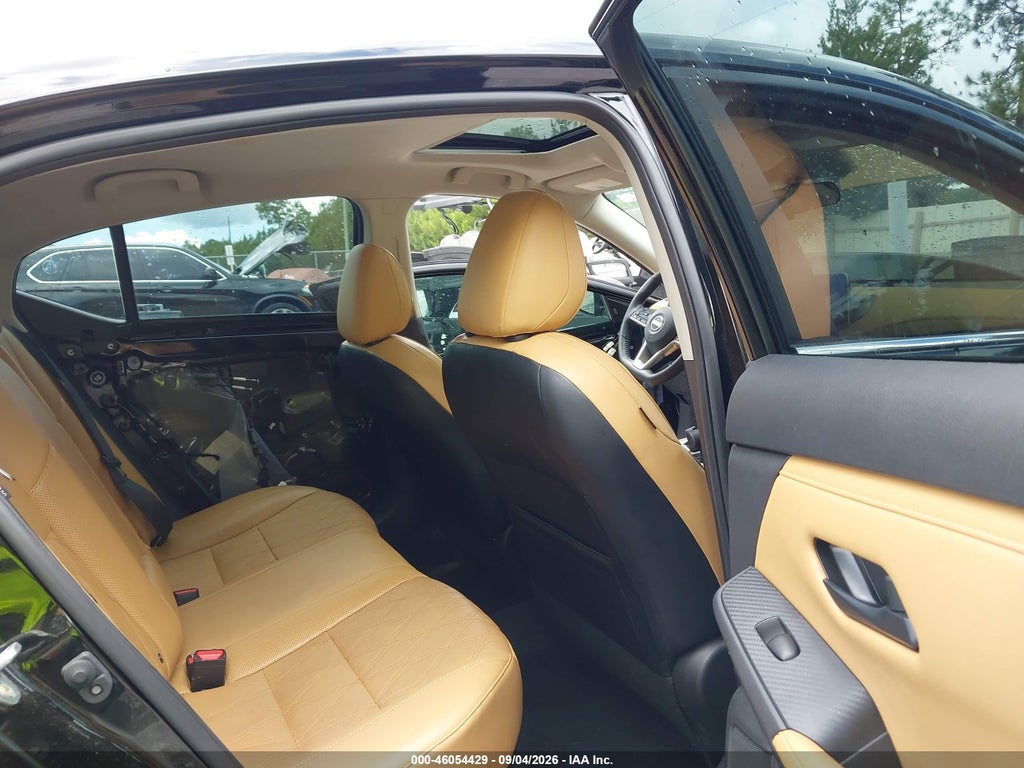 2024 Nissan Sentra SV Xtronic CVT photo 8