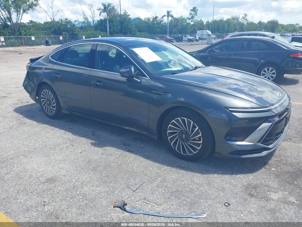 HYUNDAI SONATA HYBRID 2024