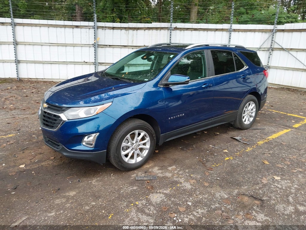 2021 Chevrolet Equinox AWD LT photo 2