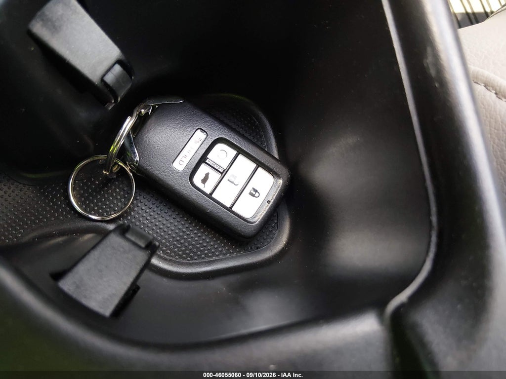 2020 Honda CR-V Hybrid EX-L photo 11