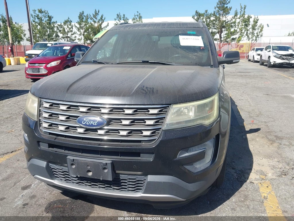 2017 Ford Explorer XLT photo 6