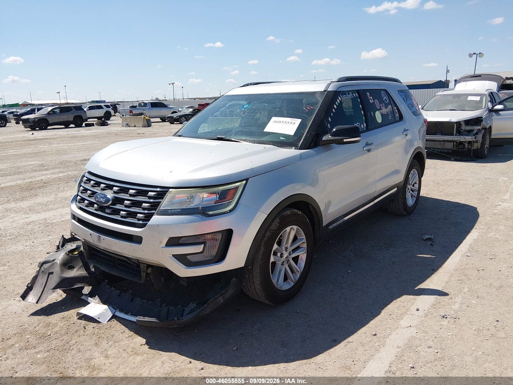 2017 Ford Explorer XLT photo 2