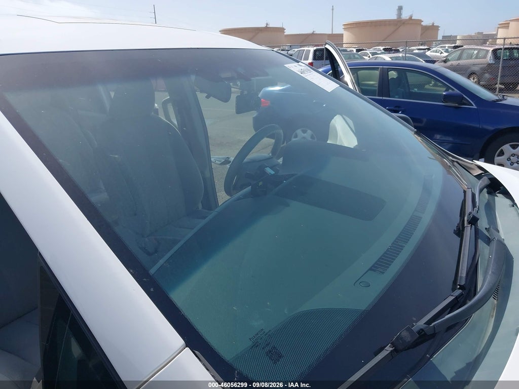 2013 Toyota Sienna L V6 7 Passenger photo 5