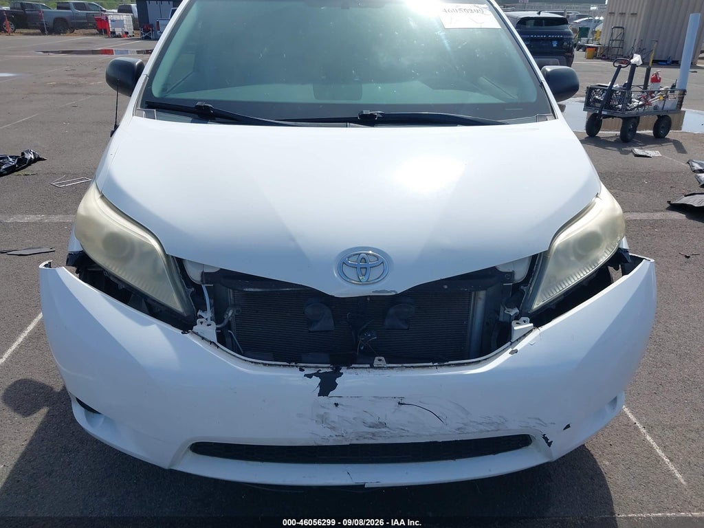 2013 Toyota Sienna L V6 7 Passenger photo 6