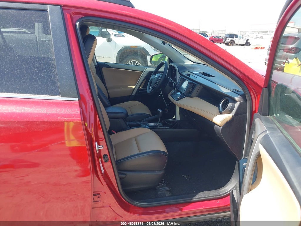 2017 Toyota RAV4 Limited photo 5