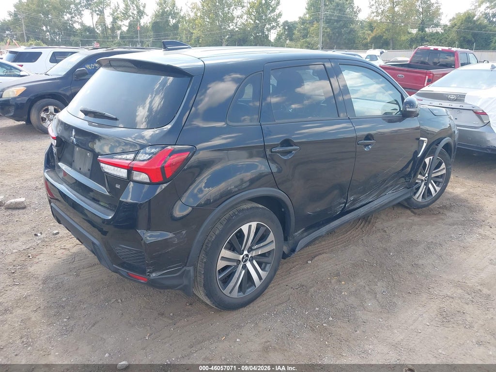 2022 Mitsubishi Outlander Sport 2.0 SE 2WD/2.0 SE Special Edition 2WD photo 4