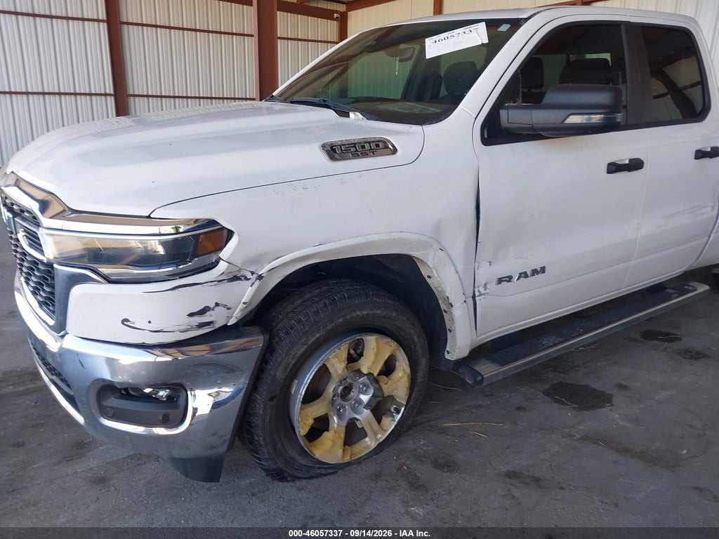 2025 Ram 1500 BIG Horn Crew Cab 4X4 6'4 Box photo 6
