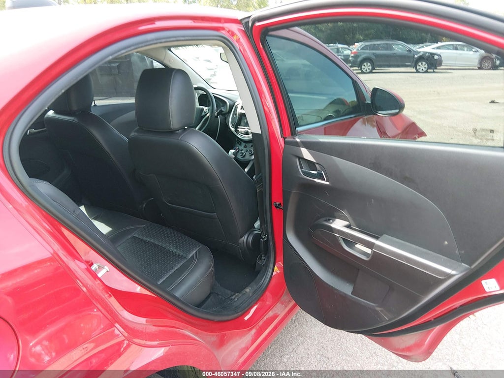 2018 Chevrolet Sonic Premier Auto photo 8