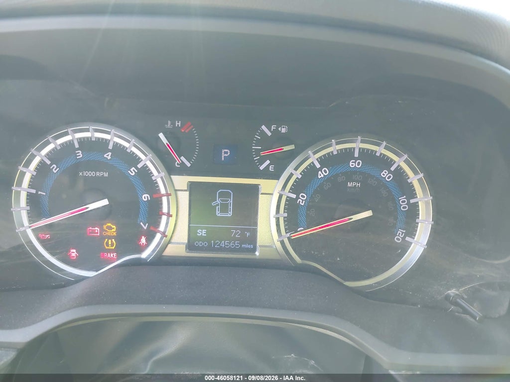 2017 Toyota 4RUNNER SR5 photo 7
