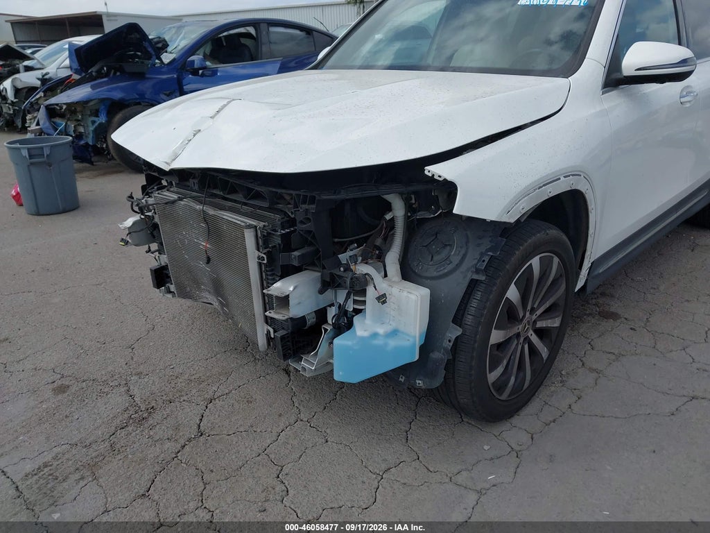 2022 Mercedes-Benz GLB 250 photo 6