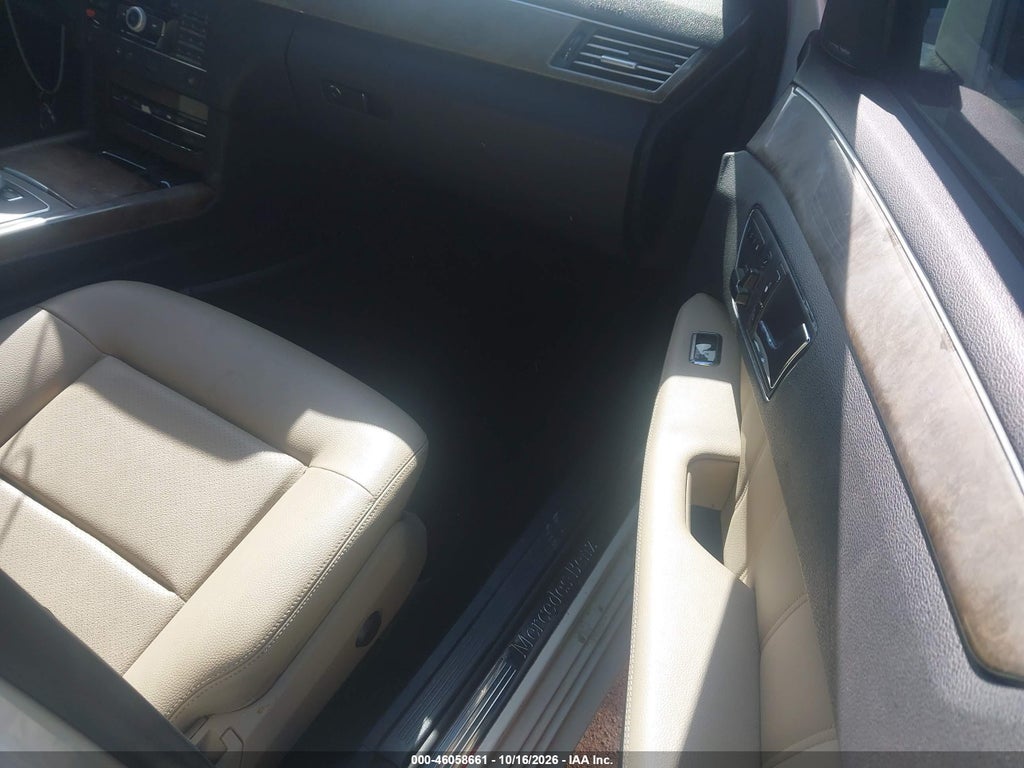 2010 Mercedes-Benz E 350 photo 5