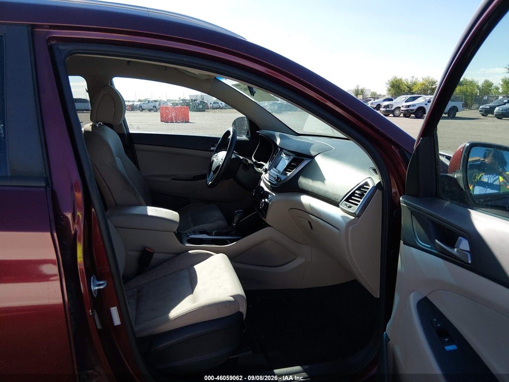2017 Hyundai Tucson Sport photo 5