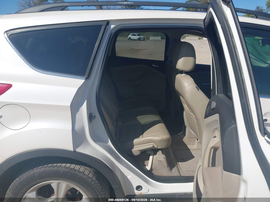 2013 Ford Escape SEL photo 8