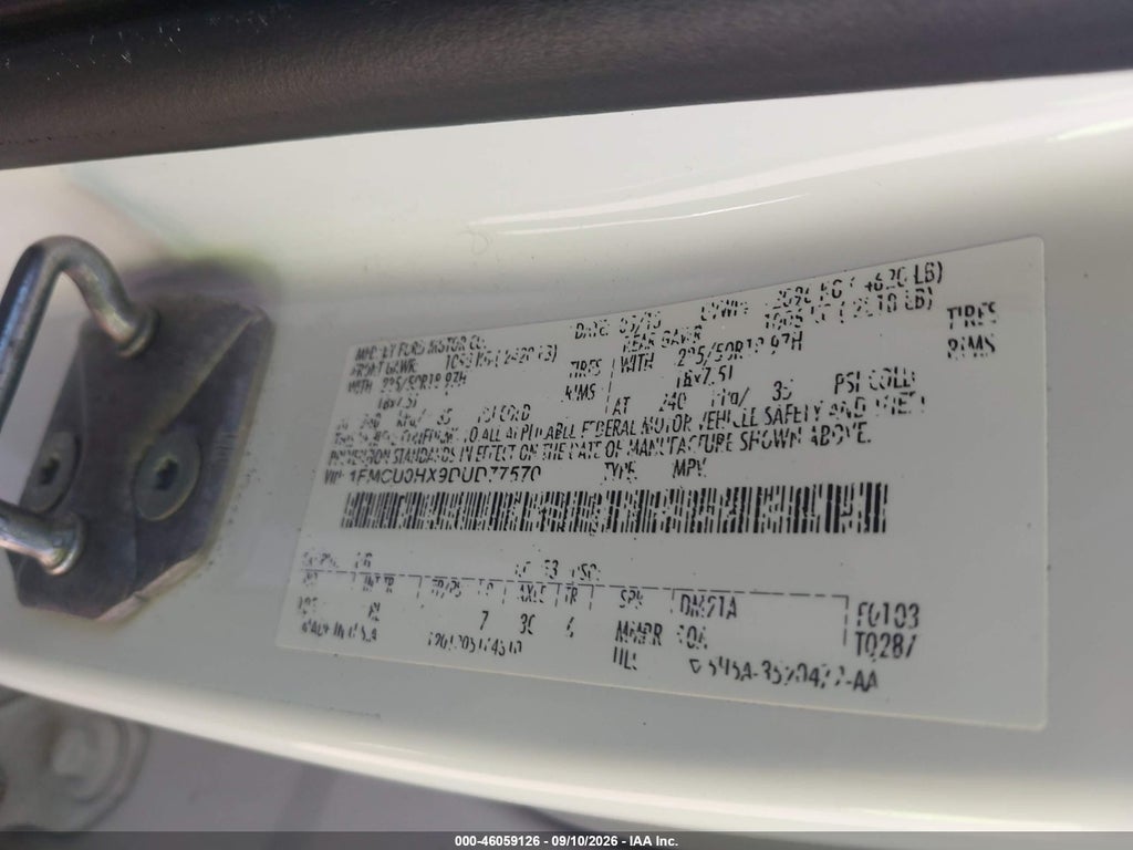 2013 Ford Escape SEL photo 9