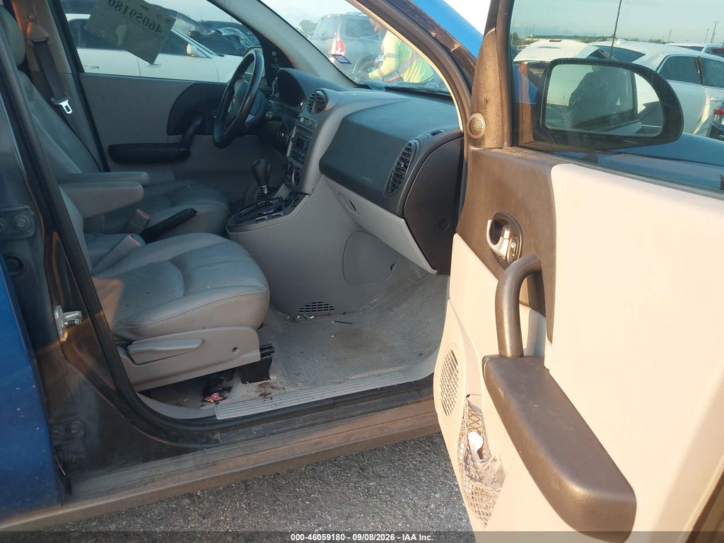 2004 Saturn VUE V6 photo 5