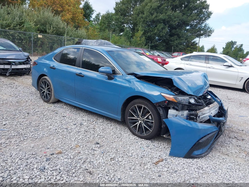 TOYOTA CAMRY 2024