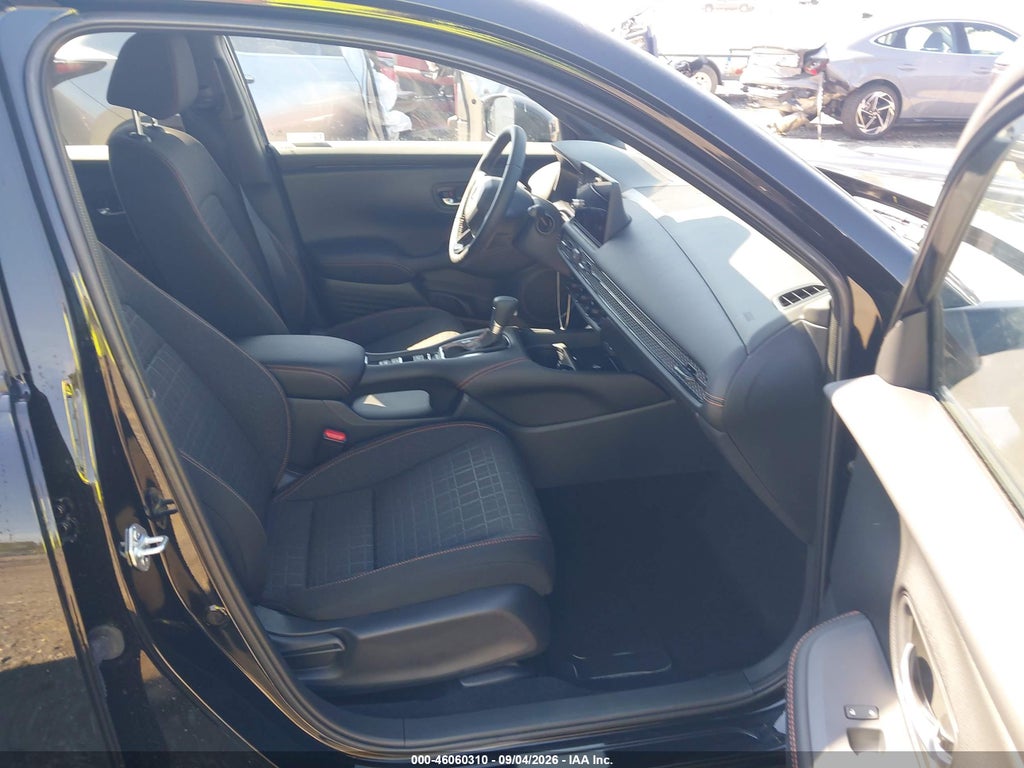 2027 Honda HR-V Sport AWD photo 5