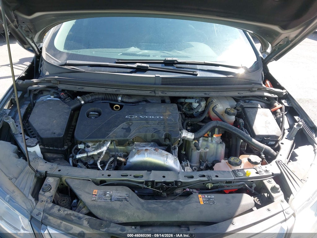 2017 Chevrolet Volt LT photo 10