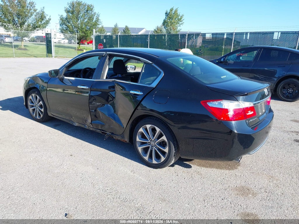2014 Honda Accord Sport photo 3