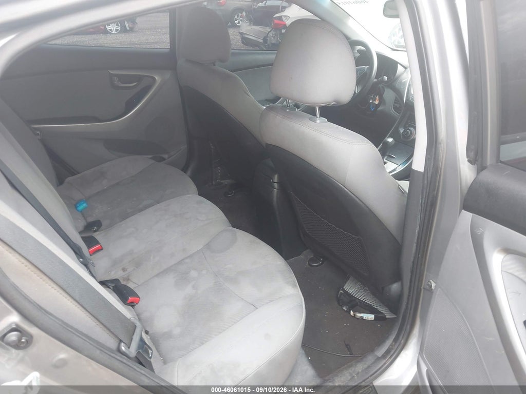 2013 Hyundai Elantra GLS photo 8
