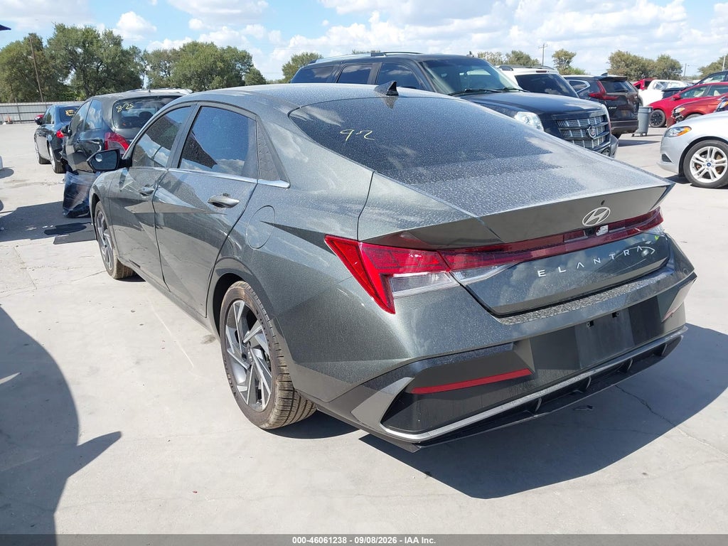 2025 Hyundai Elantra SEL Convenience photo 3