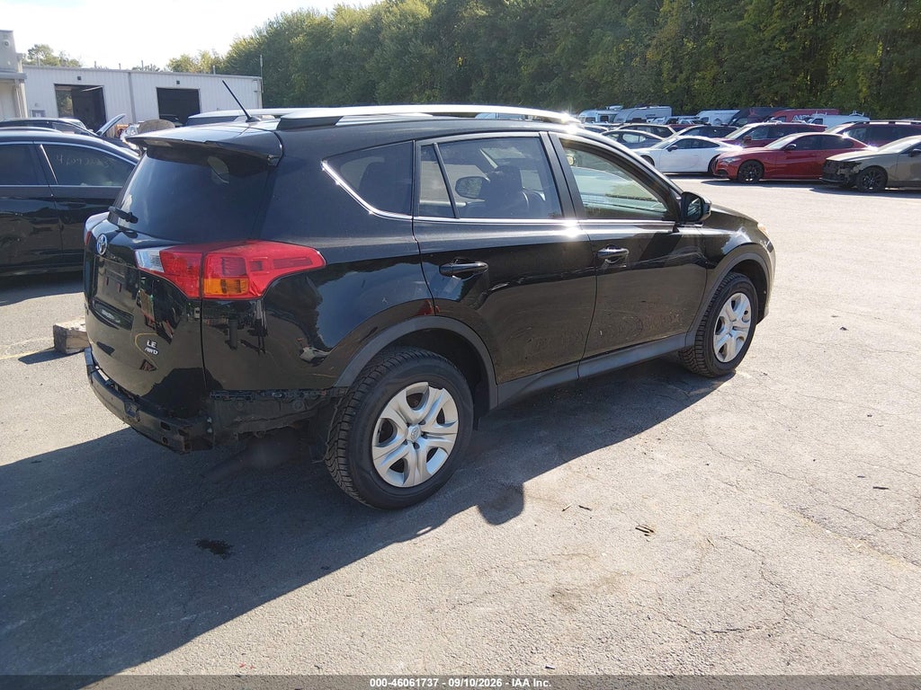 2014 Toyota RAV4 LE photo 4