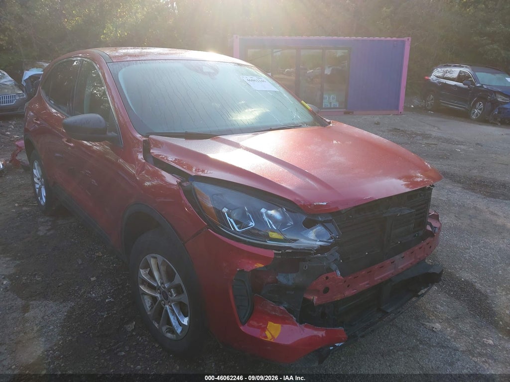 2022 FORD ESCAPE 1FMCU9G60NUA87362