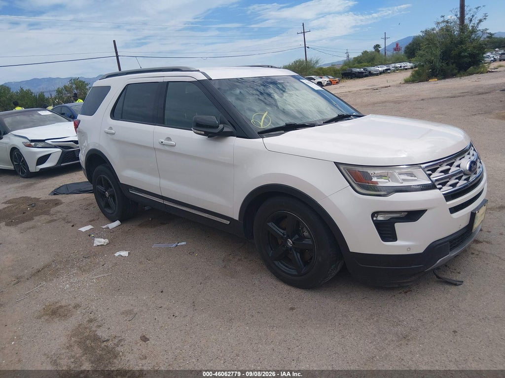 2019 Ford Explorer XLT photo 1