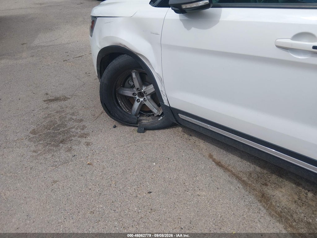 2019 Ford Explorer XLT photo 6
