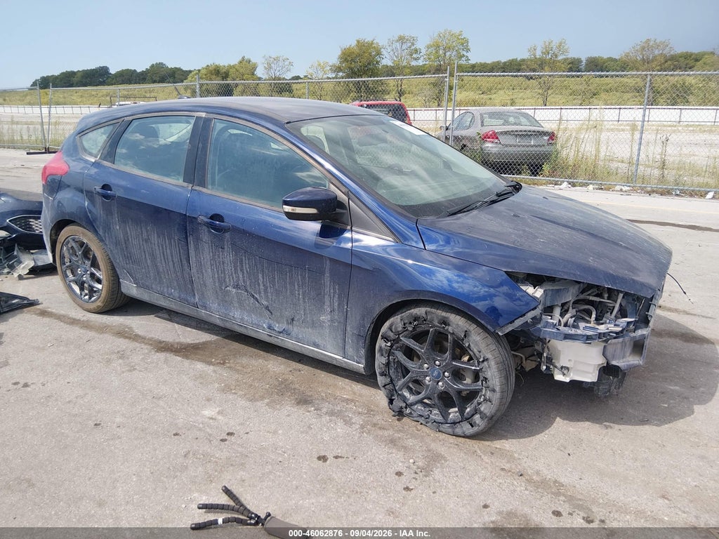 2016 Ford Focus SE photo 1