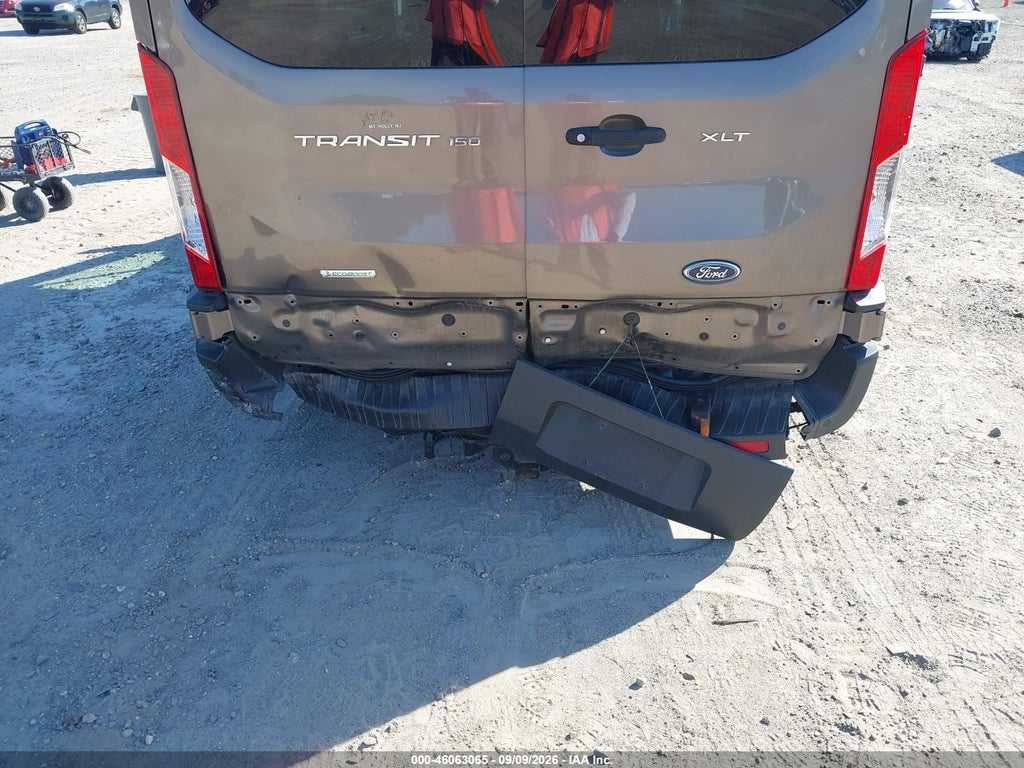 2019 Ford Transit-150 XLT photo 6