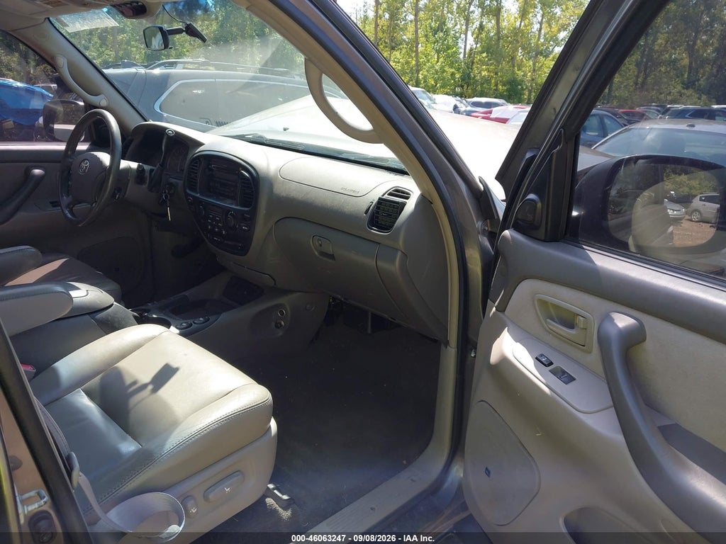 2007 Toyota Sequoia SR5 V8 photo 5
