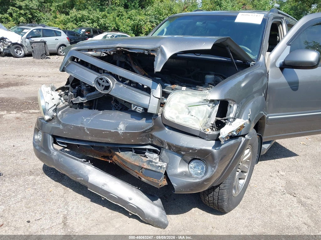 2007 Toyota Sequoia SR5 V8 photo 6
