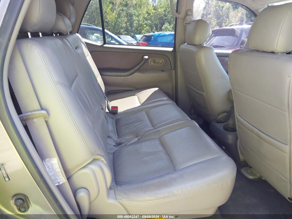 2007 Toyota Sequoia SR5 V8 photo 8