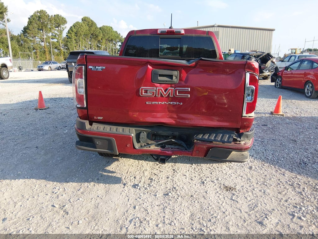 2021 GMC Canyon 4WD Short Box Elevation photo 6