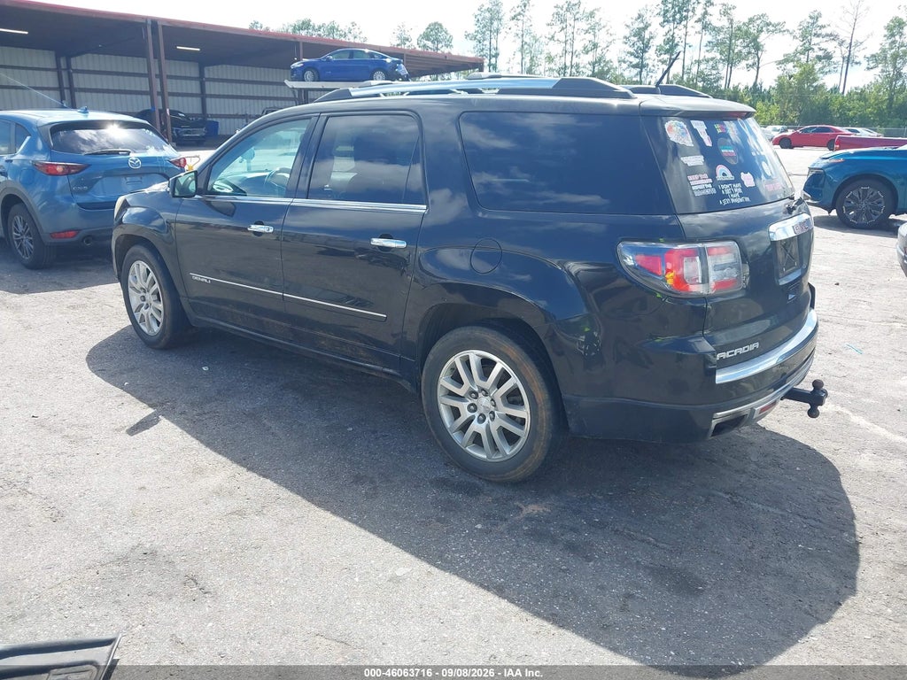2016 GMC Acadia Denali photo 3