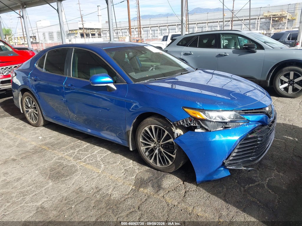 TOYOTA CAMRY 2020