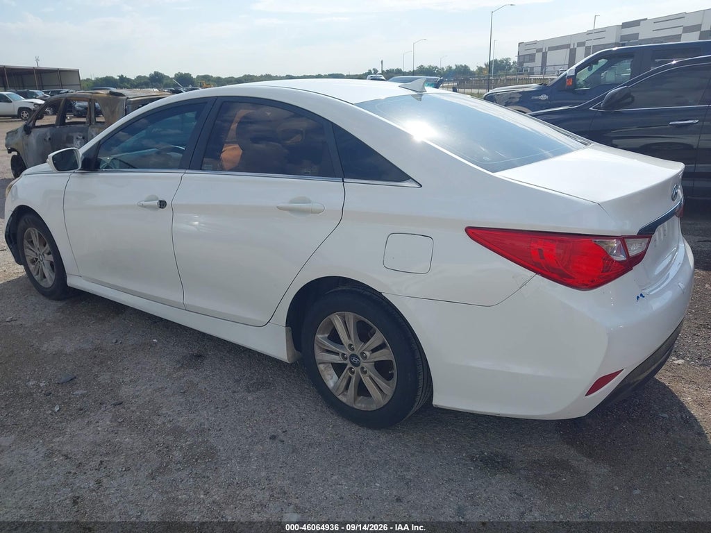 2014 Hyundai Sonata GLS photo 3