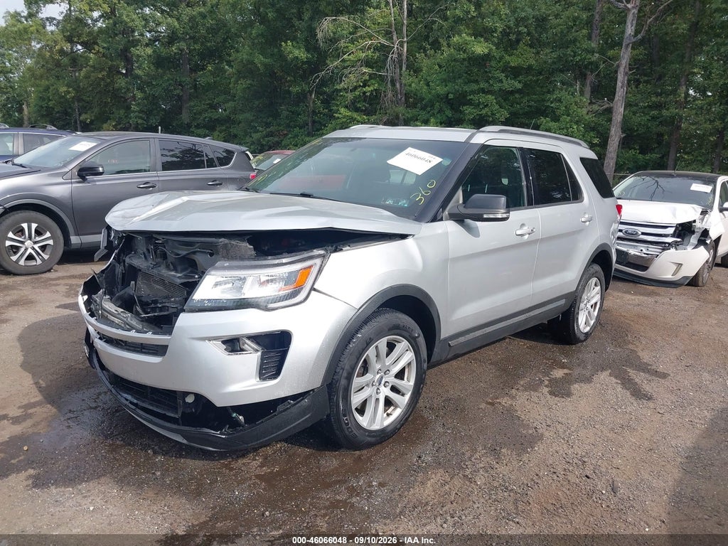 2018 Ford Explorer XLT photo 2