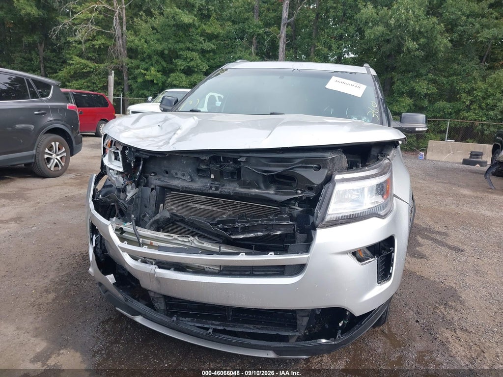 2018 Ford Explorer XLT photo 6