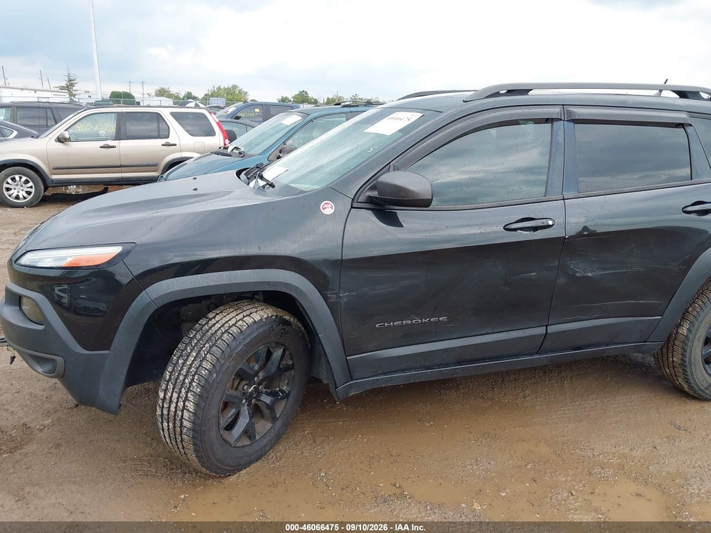 2014 Jeep Cherokee Trailhawk photo 6