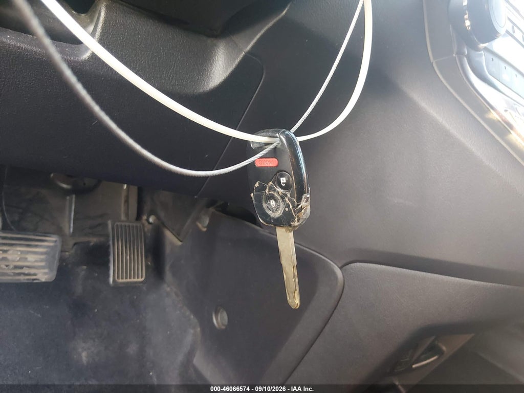 2010 Honda CR-V EX-L photo 11