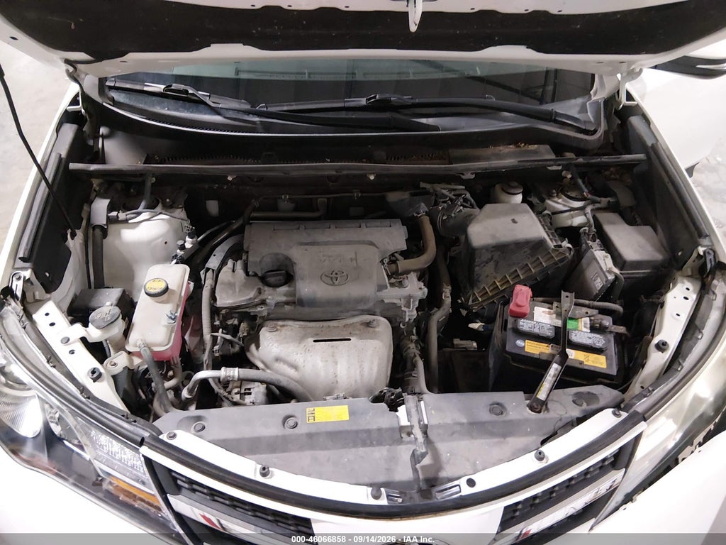 2013 Toyota RAV4 Limited photo 10