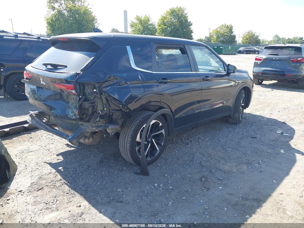 2023 Mitsubishi Outlander SE 2.5 2WD/SE Black Edition 2WD/SE Special Edition 2WD photo 4