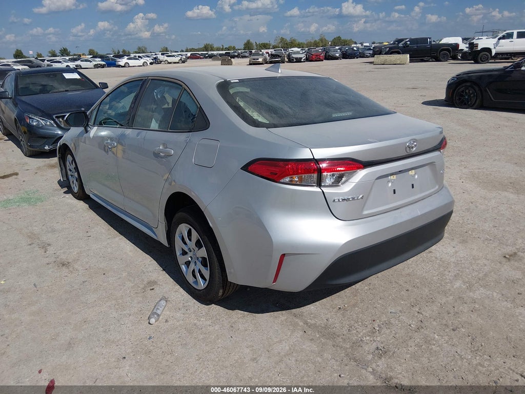 2025 Toyota Corolla LE photo 3