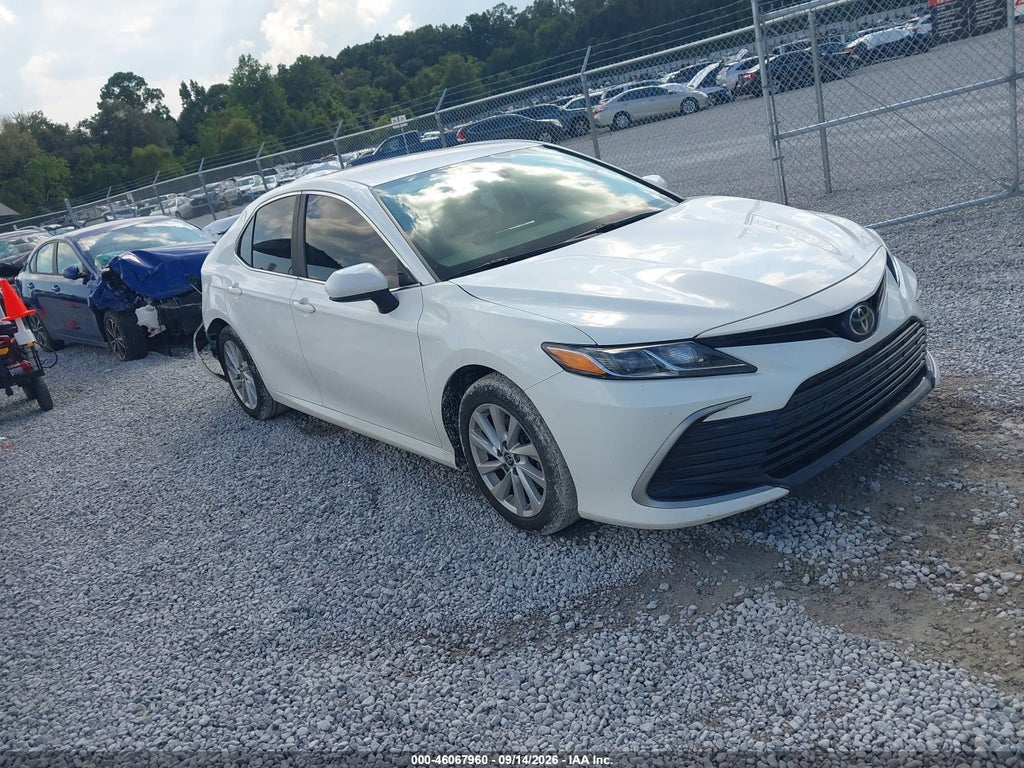 TOYOTA CAMRY 2021