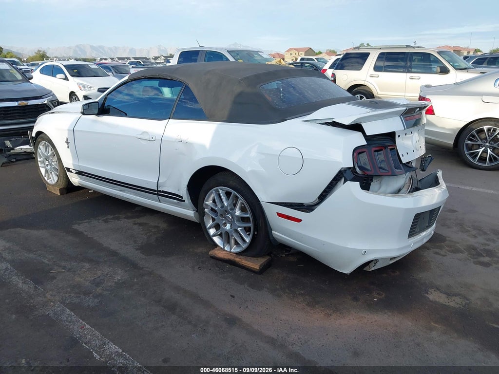 2014 Ford Mustang V6 Premium photo 3