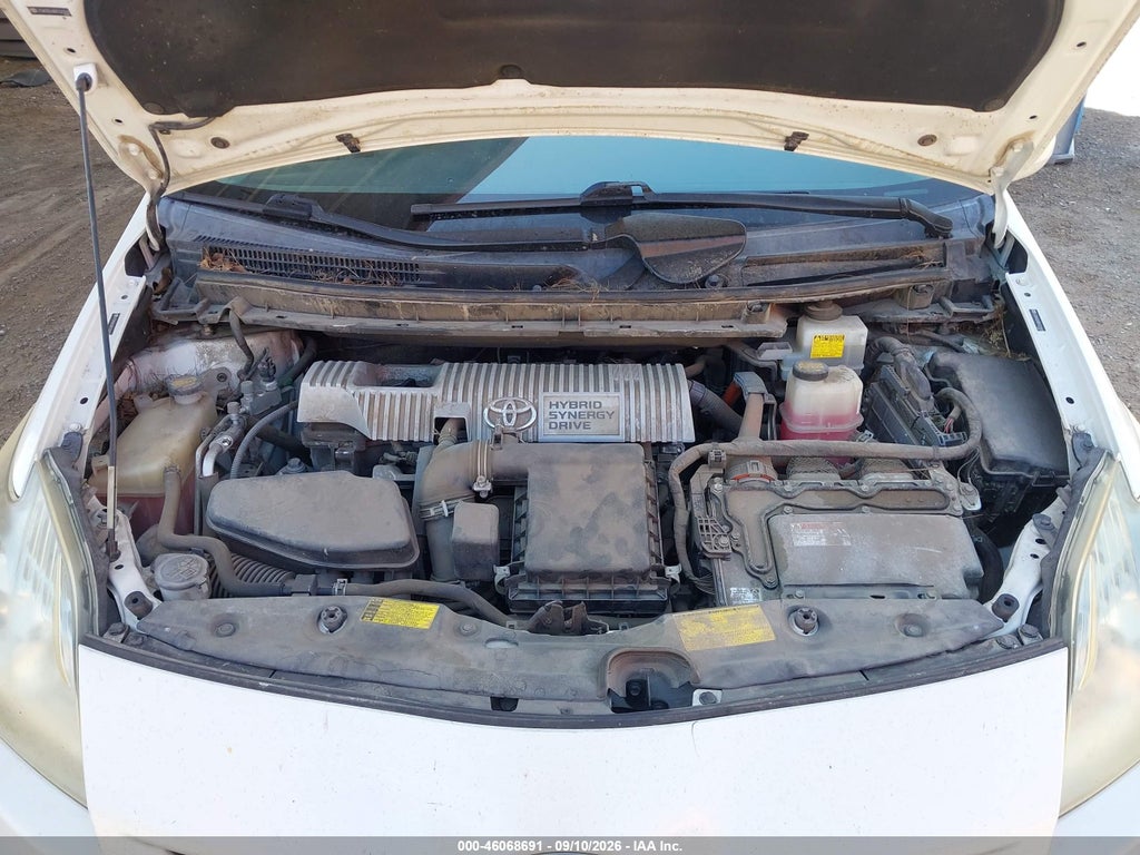 2011 Toyota Prius TWO photo 10
