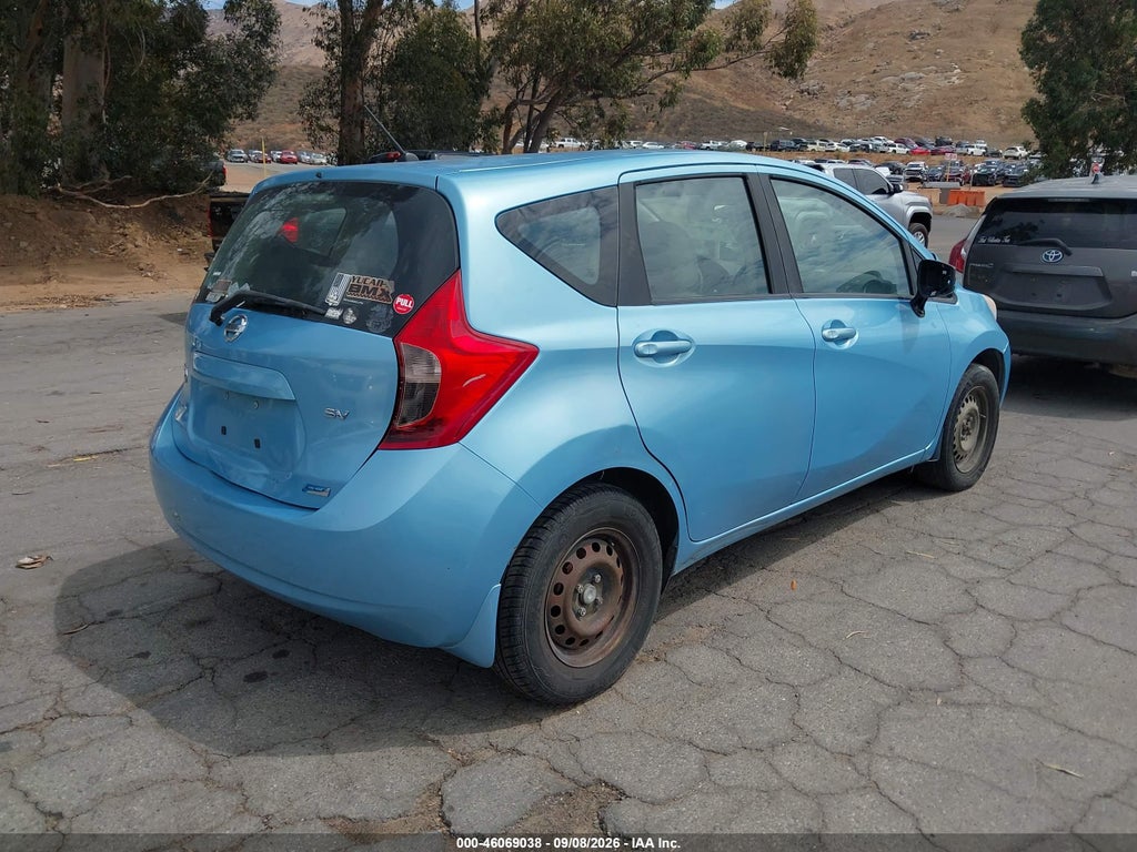 2015 Nissan Versa Note S (sr)/S Plus/SL/SR/SV photo 4